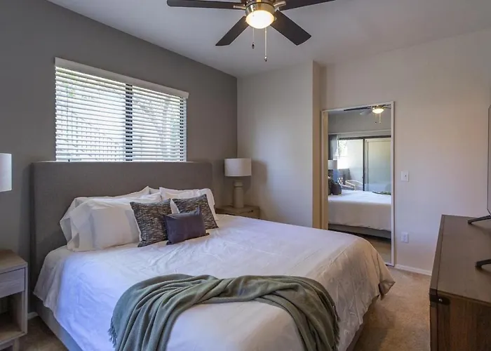 Landing Modern With Amazing Amenities Apartment *