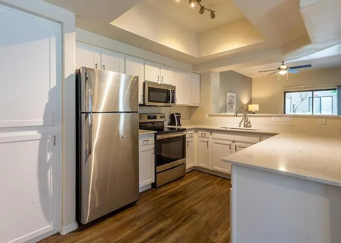 Apartment Landing Modern With Amazing Amenities *