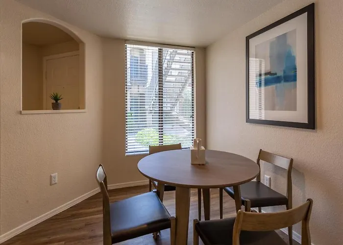 Landing Modern With Amazing Amenities Mesa